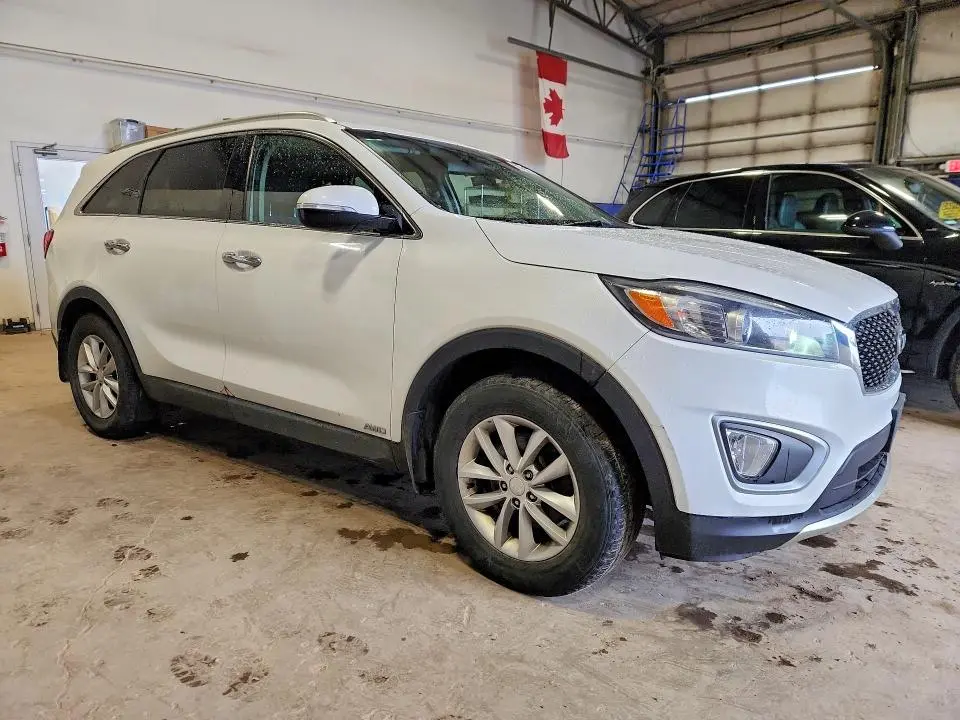 2018 KIA SORENTO LX  