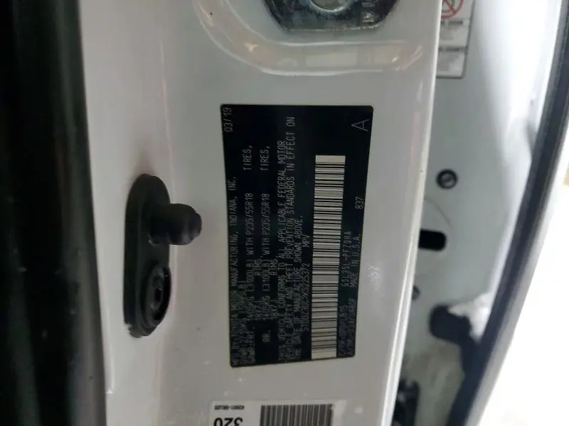 2019 TOYOTA SIENNA XLE  