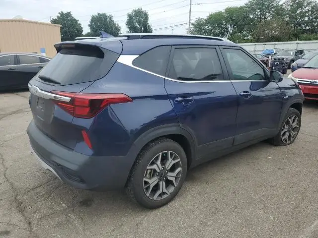 2023 KIA SELTOS EX  