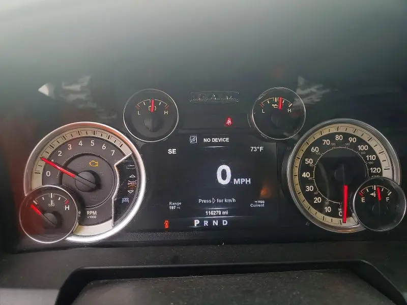 2017 RAM 1500 SLT  