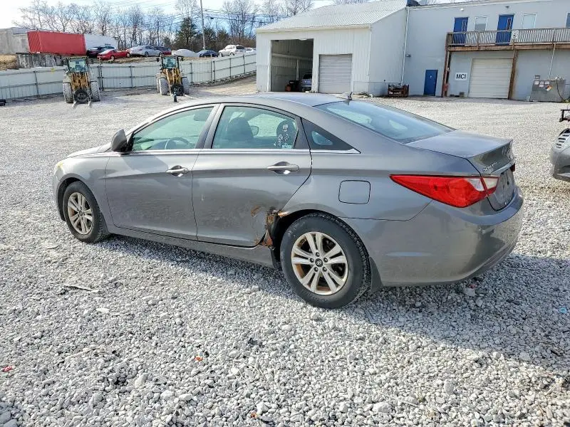 2013 HYUNDAI SONATA GLS  