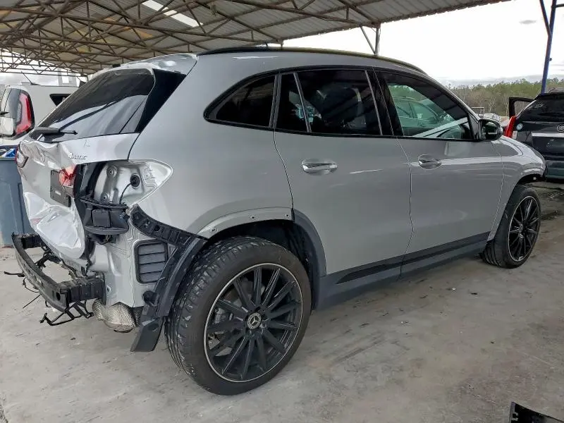 2023 MERCEDES-BENZ GLA 250 4MATIC  