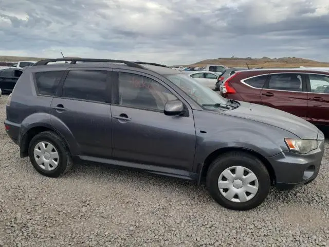 2011 MITSUBISHI OUTLANDER ES  