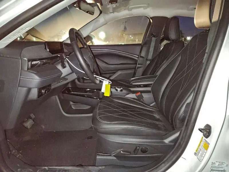 2024 FORD MUSTANG MACH-E SELECT  