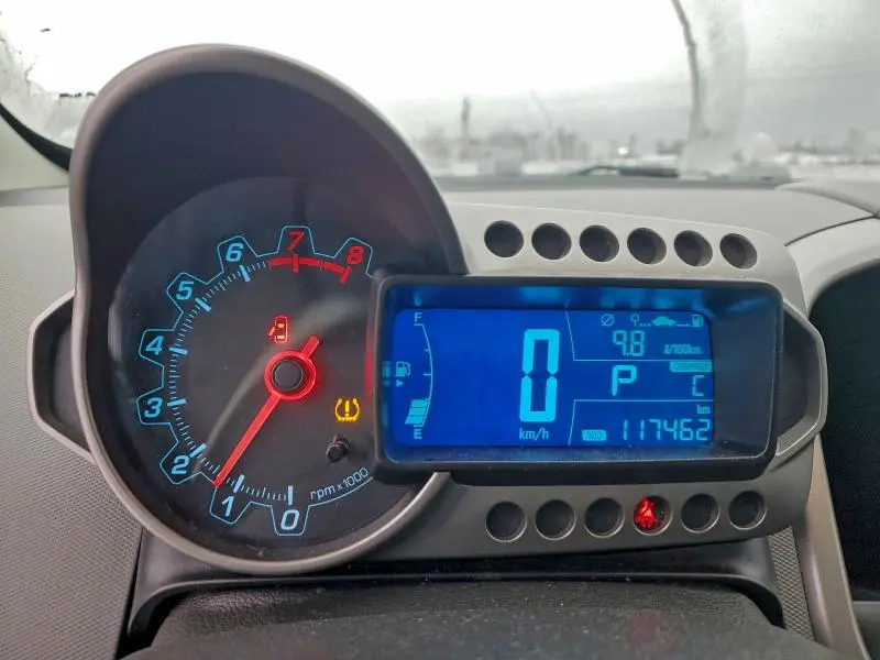 2016 CHEVROLET SONIC LT  