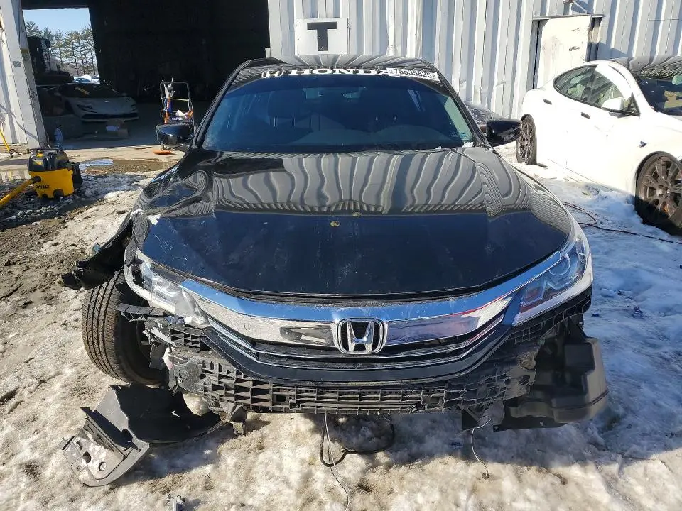 2016 HONDA ACCORD LX  