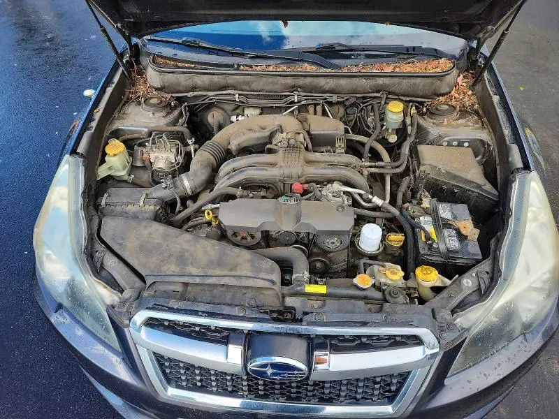 2013 SUBARU LEGACY 2.5I  