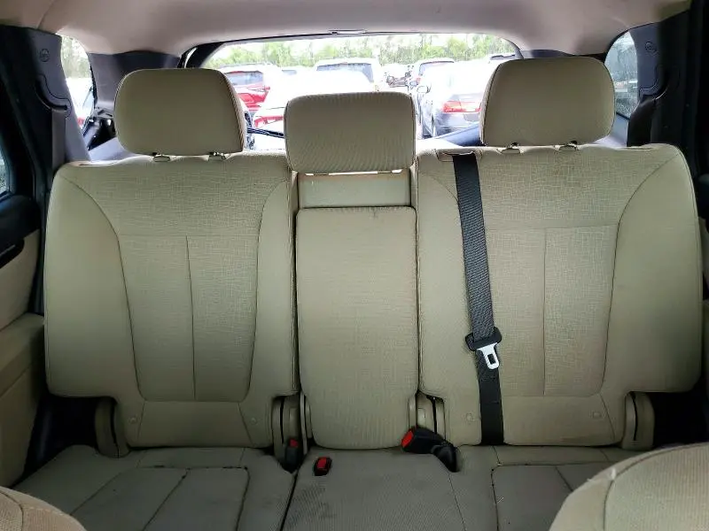 2011 HYUNDAI SANTA FE GLS  