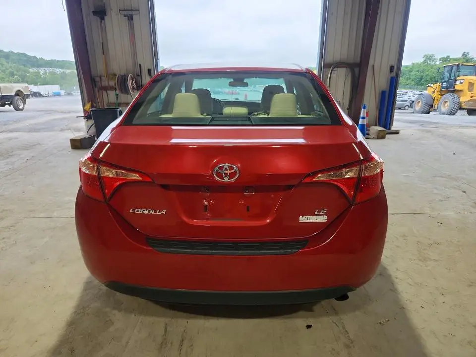 2018 TOYOTA COROLLA LE  