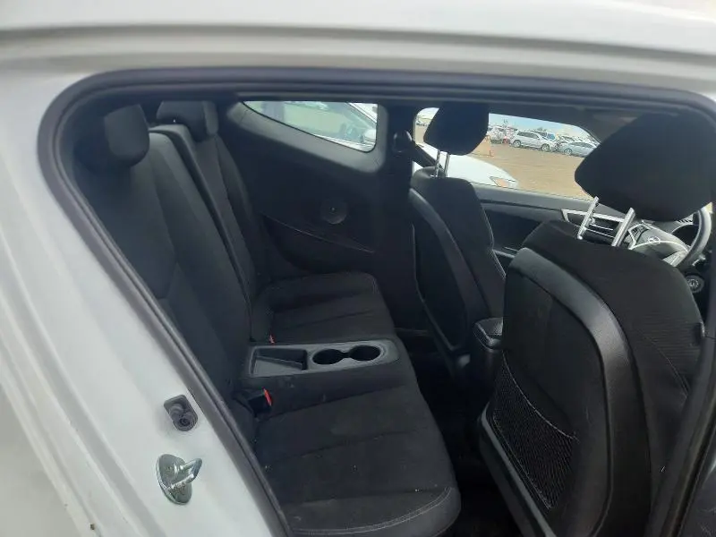 2016 HYUNDAI VELOSTER BASE  