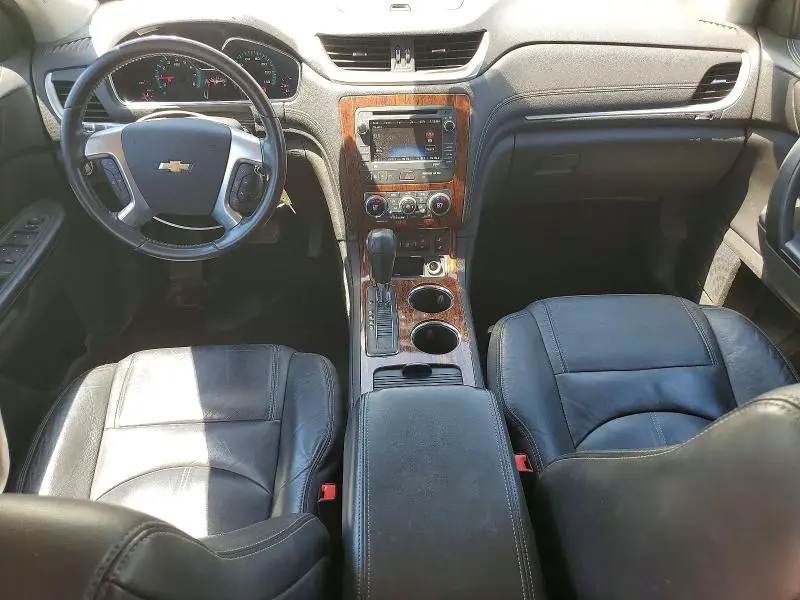 2014 CHEVROLET TRAVERSE LT  