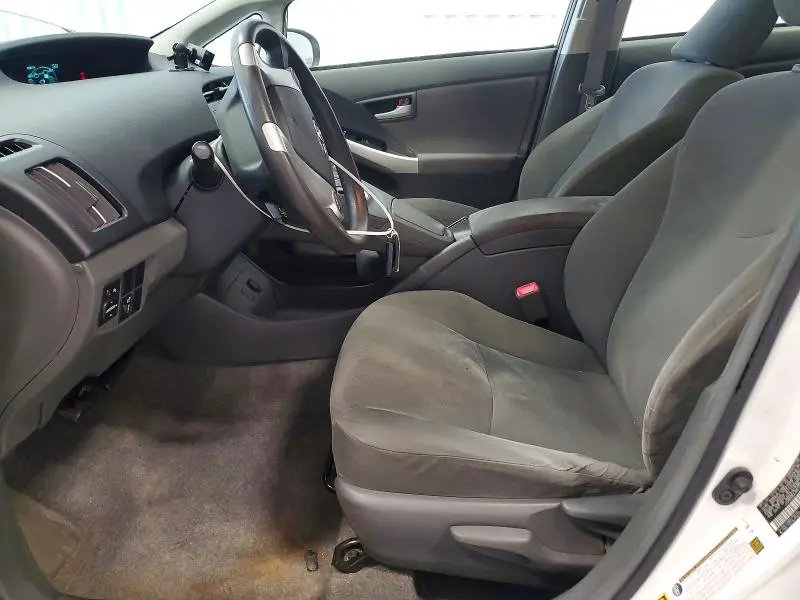 2011 TOYOTA PRIUS TWO  