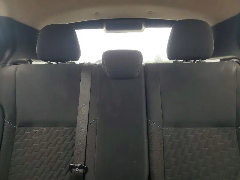 2022 NISSAN KICKS S  