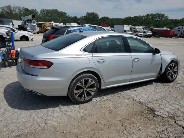 2021 VOLKSWAGEN PASSAT SE  