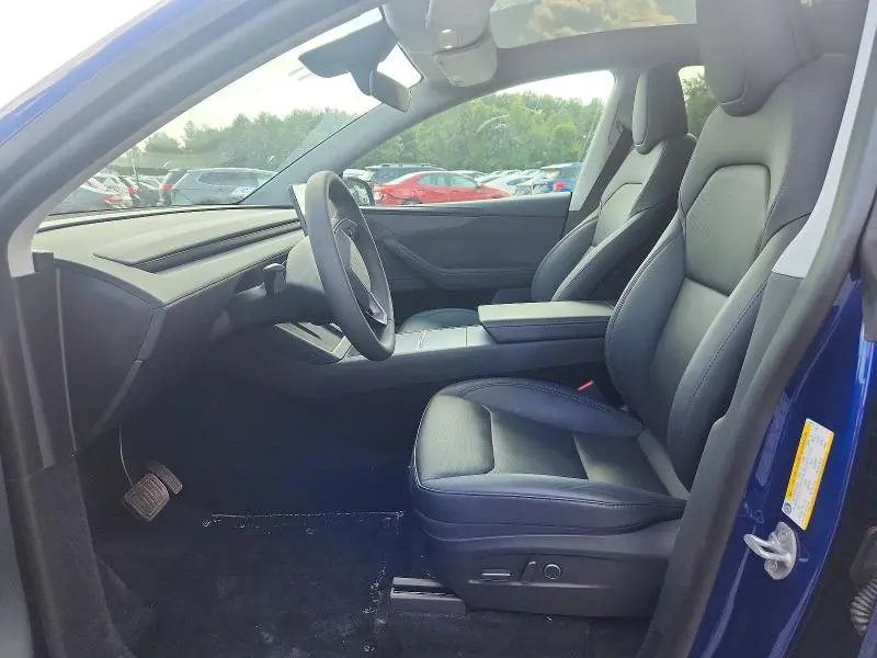 2026 TESLA MODEL Y   