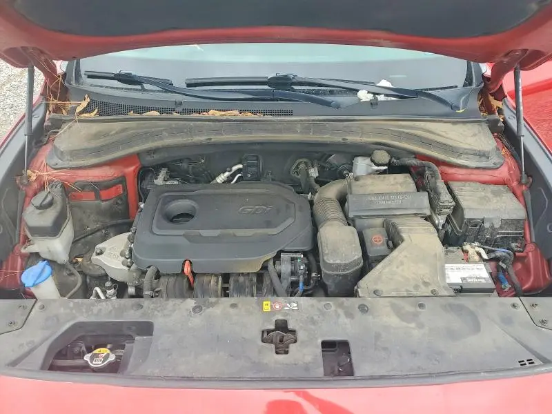 2019 HYUNDAI SANTA FE SE  