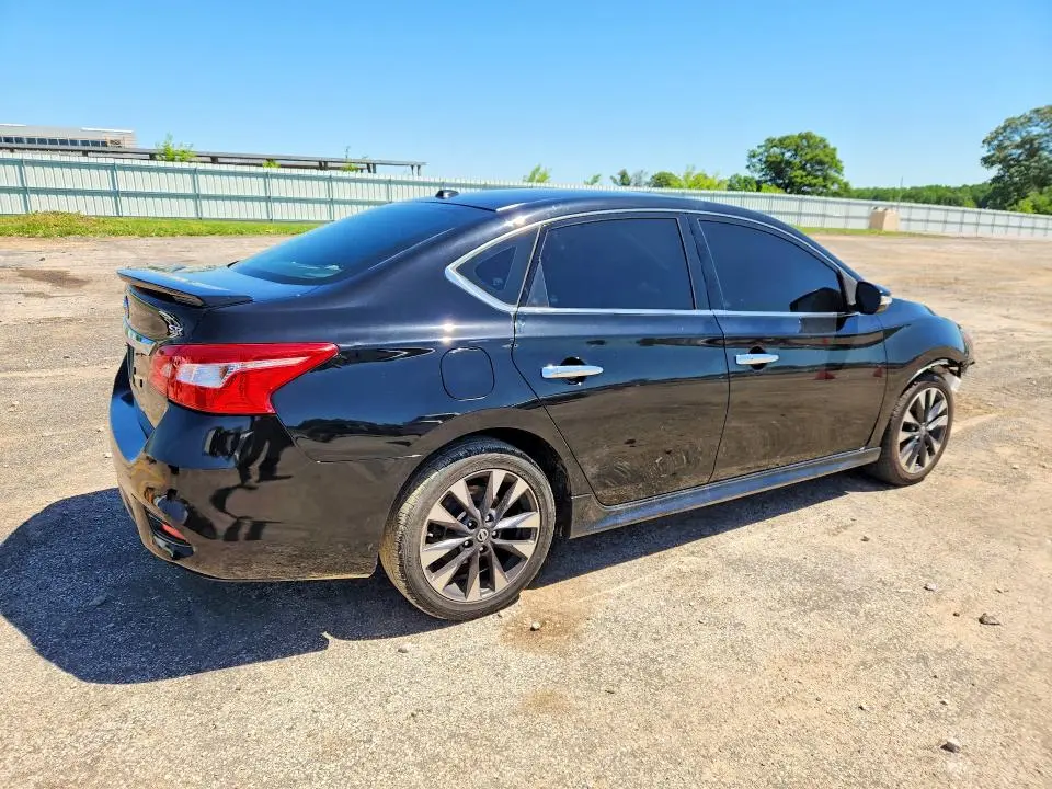 2016 NISSAN SENTRA SR  