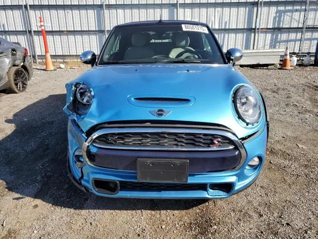 2017 MINI COOPER S  
