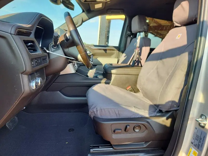 2023 GMC YUKON SLE  