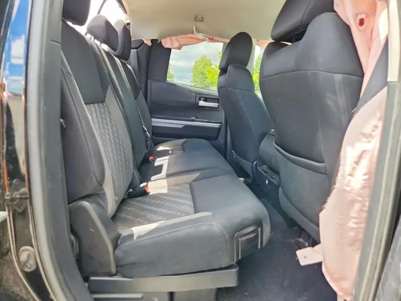 2018 TOYOTA TUNDRA SR5  