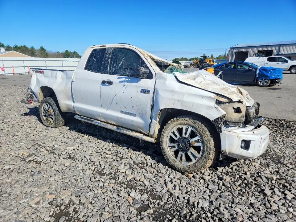 2020 TOYOTA TUNDRA SR5  