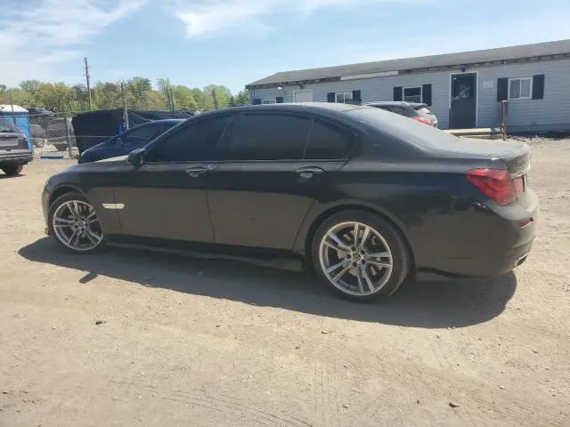 2014 BMW 750 XI  