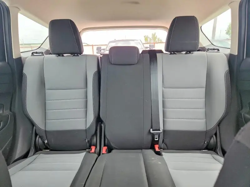 2017 FORD ESCAPE S  