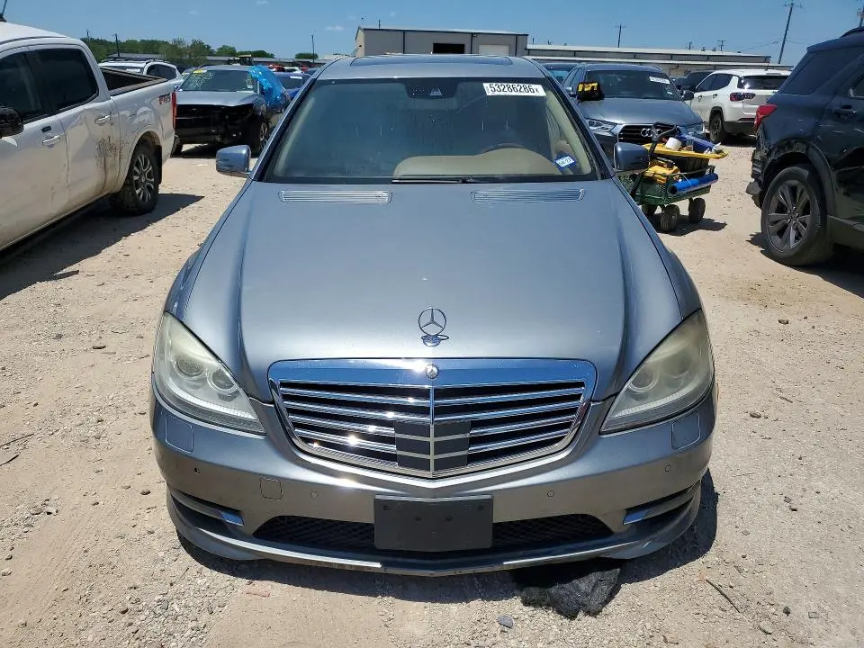 2013 MERCEDES-BENZ S 550  