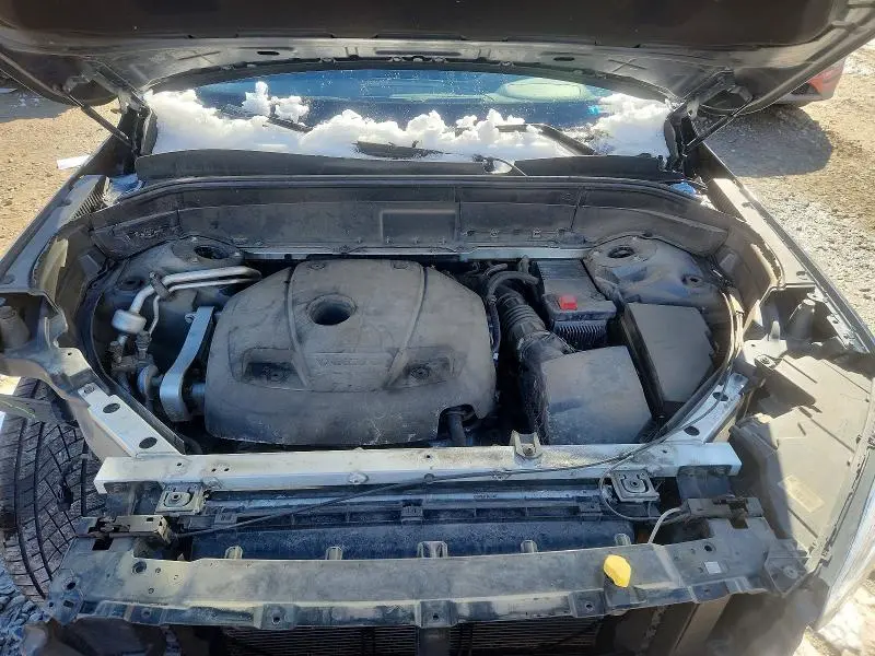 2018 VOLVO XC90 T6  
