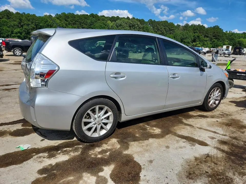 2013 TOYOTA PRIUS V FIVE  
