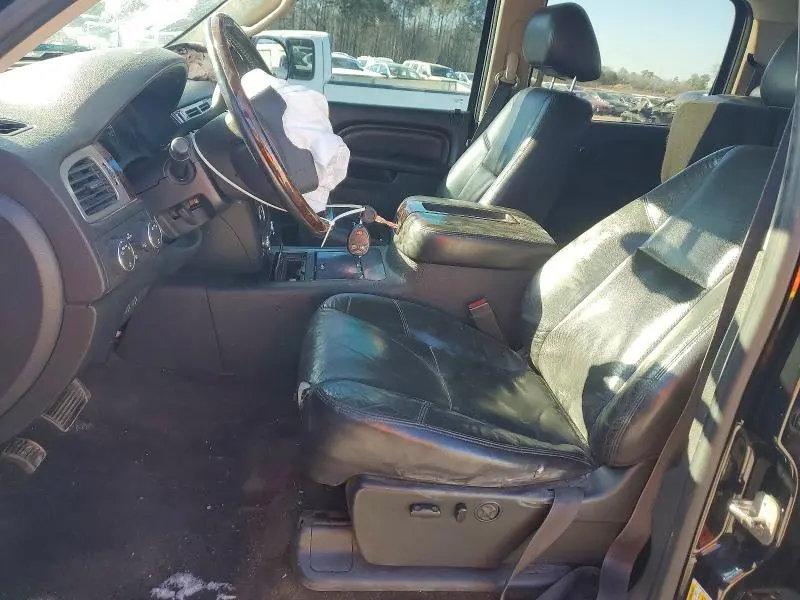 2011 GMC SIERRA K2500 DENALI  