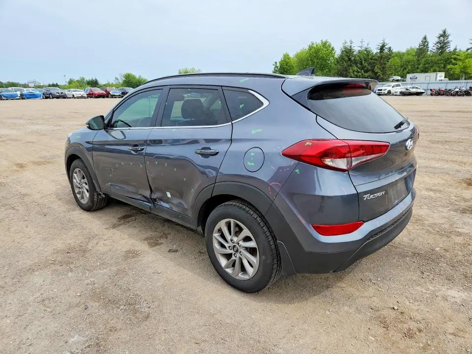 2016 HYUNDAI TUCSON SE  