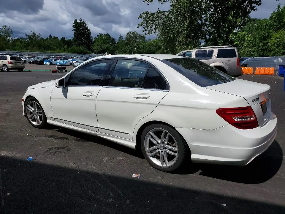 2013 MERCEDES-BENZ C 250  