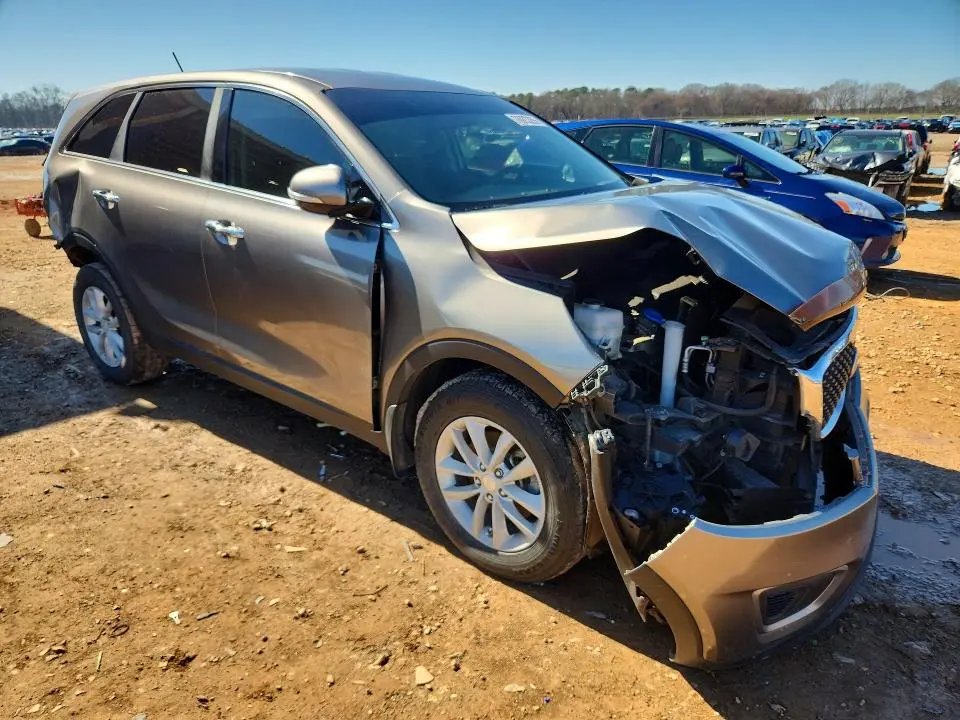 2016 KIA SORENTO LX  