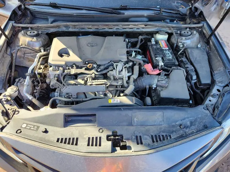 2018 TOYOTA CAMRY SE  