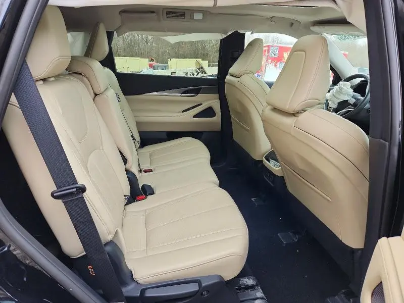 2024 INFINITI QX60 LUXE  