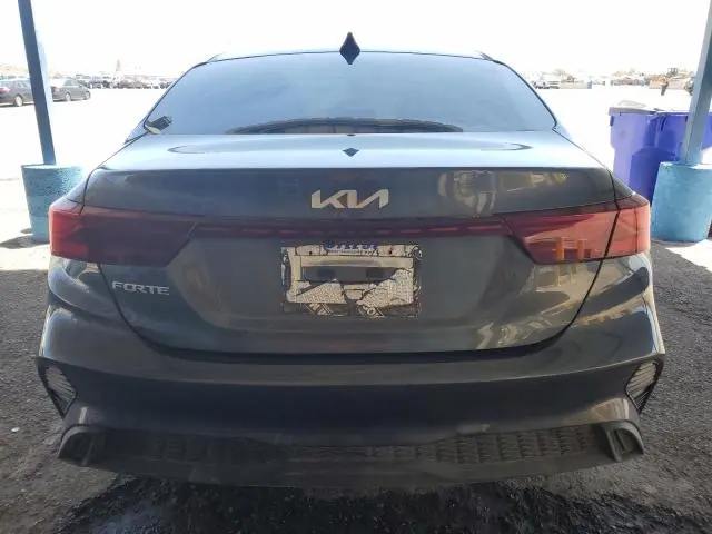 2022 KIA FORTE FE  
