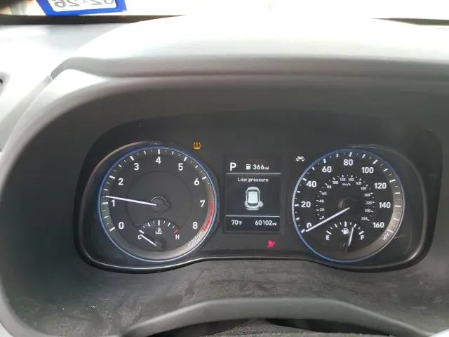 2020 HYUNDAI KONA SE  