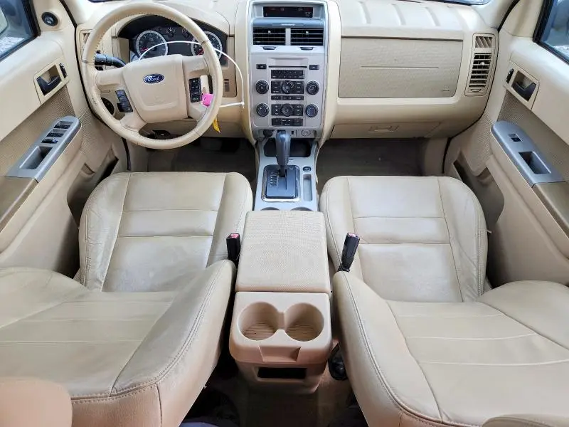 2011 FORD ESCAPE XLT  