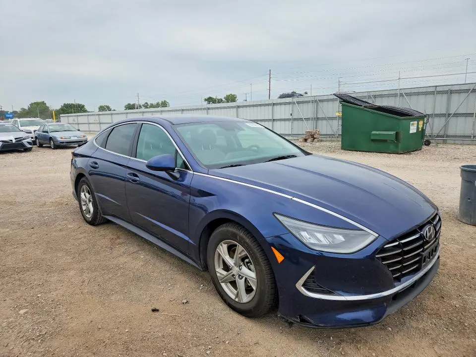 2021 HYUNDAI SONATA SE  