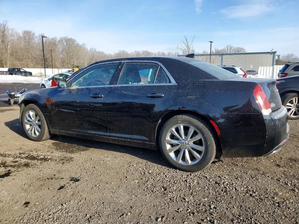 2022 CHRYSLER 300 TOURING  