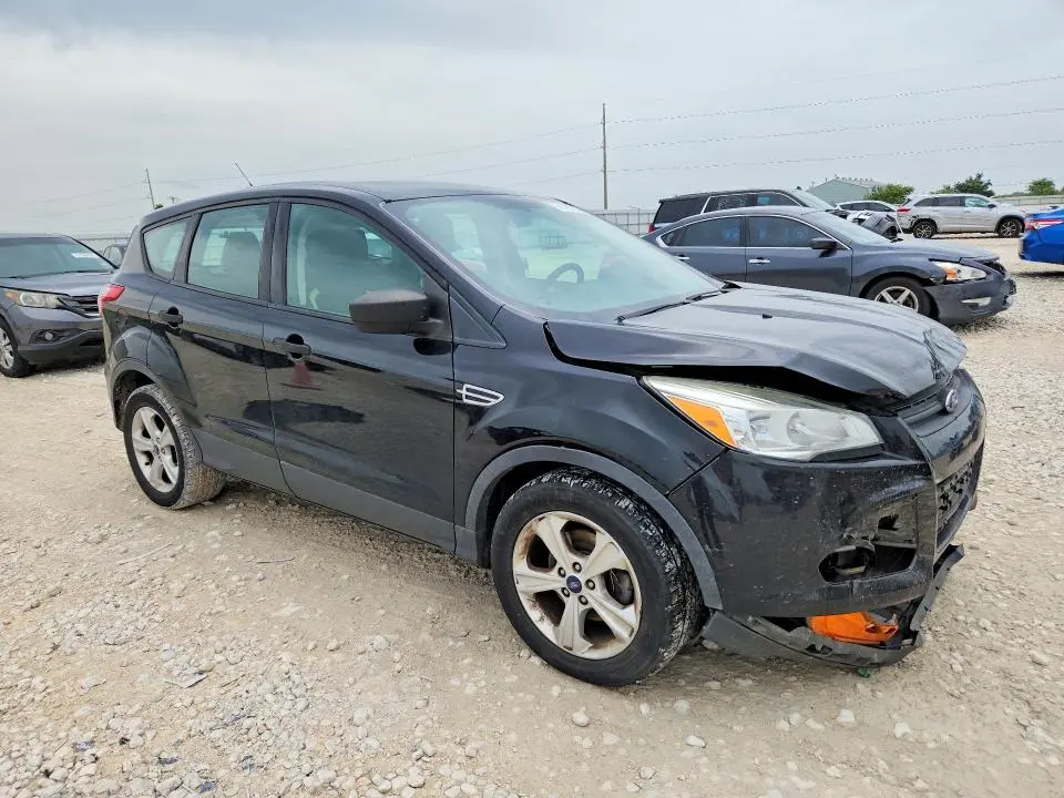 2016 FORD ESCAPE S  