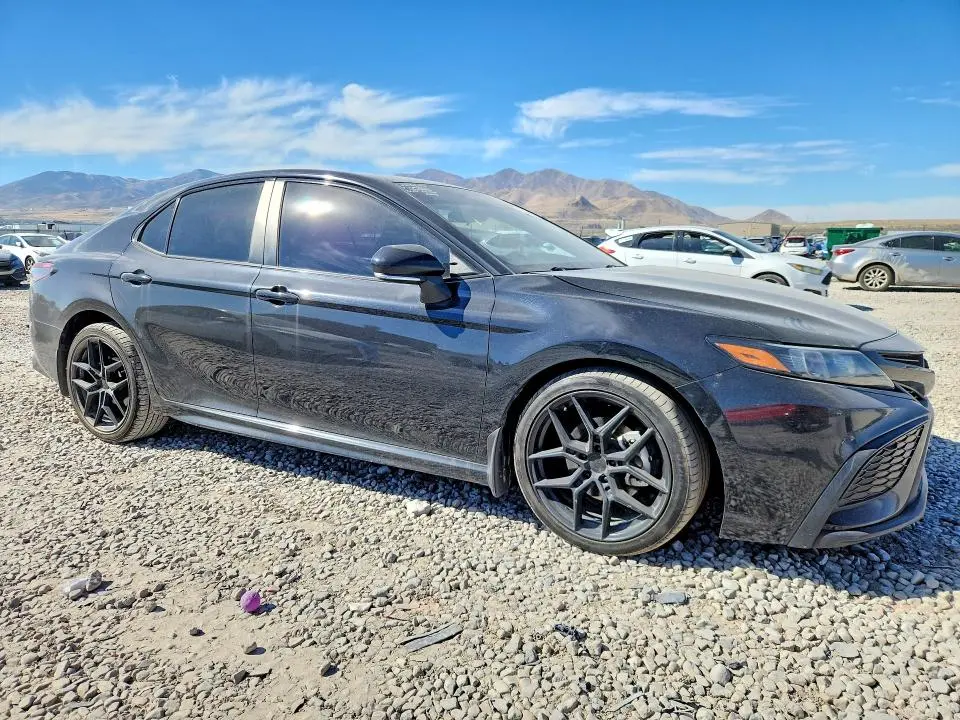 2023 TOYOTA CAMRY SE NIGHTSHADE  