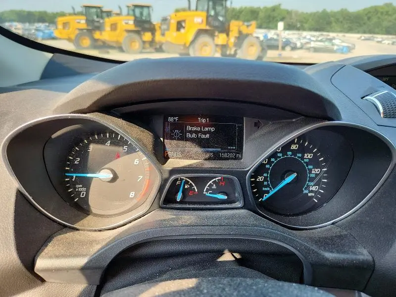 2016 FORD ESCAPE SE  