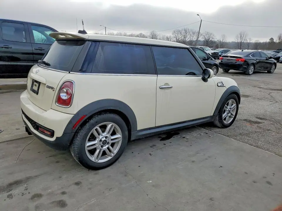 2012 MINI COOPER S  