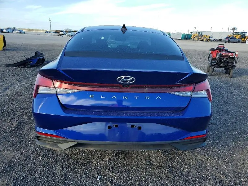 2021 HYUNDAI ELANTRA SEL  