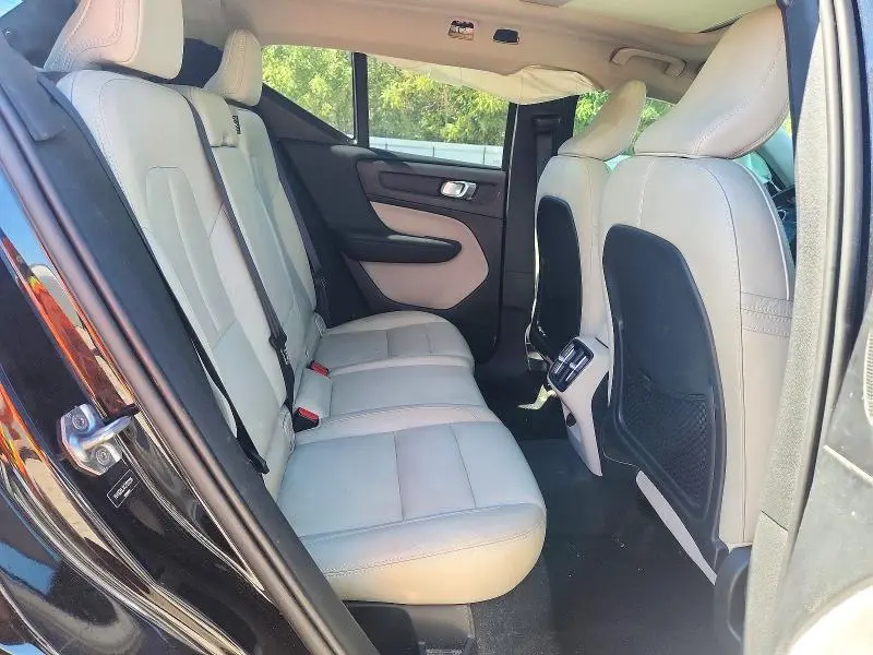 2019 VOLVO XC40 T5 INSCRIPTION  