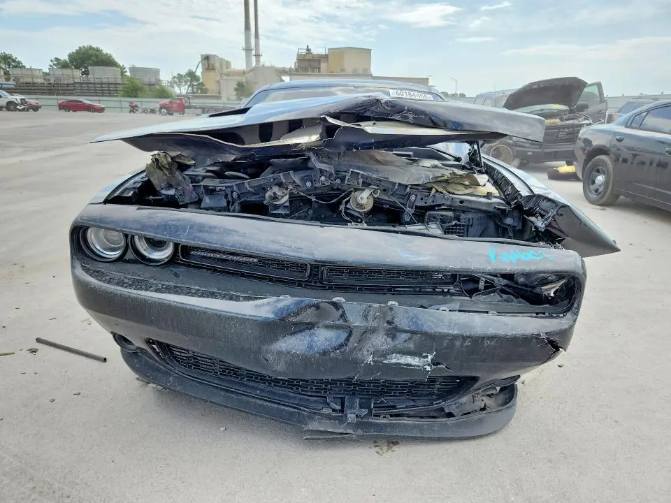 2019 DODGE CHALLENGER SXT  