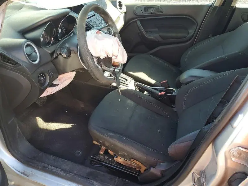 2017 FORD FIESTA SE  