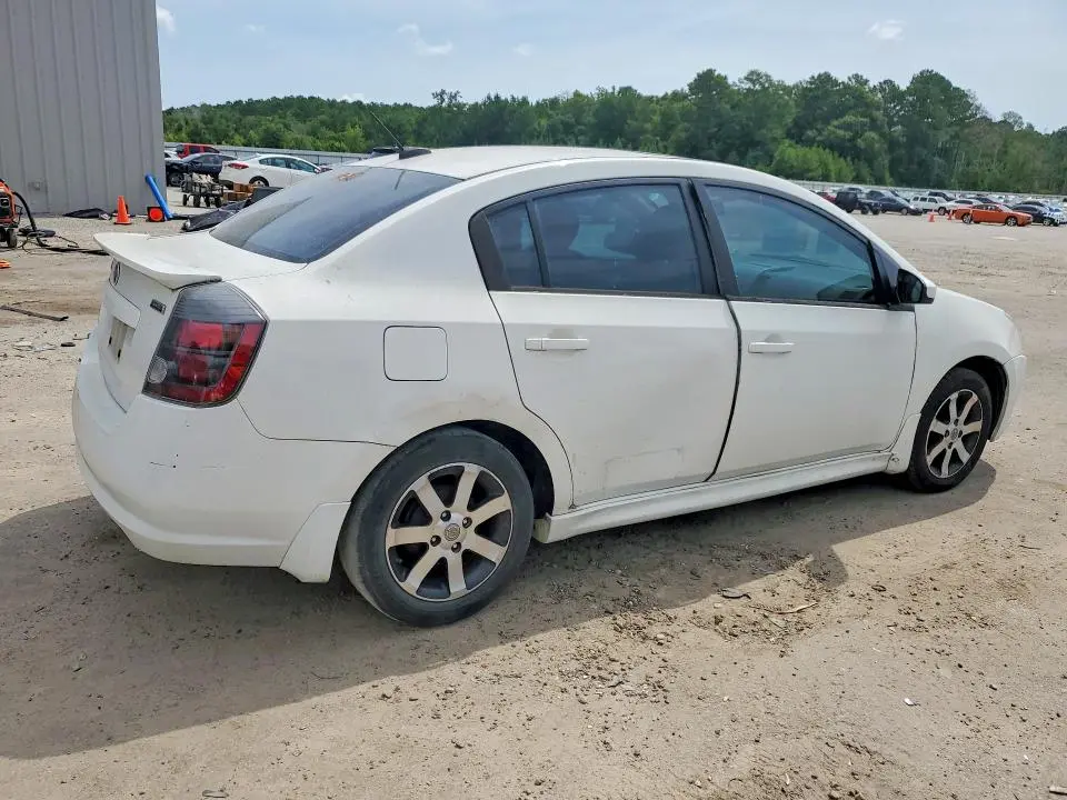 2011 NISSAN SENTRA 2.0  
